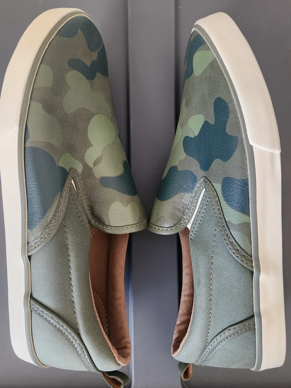 GAP Kid’s Slip-On Camouflage Sneakers - Olive Camo